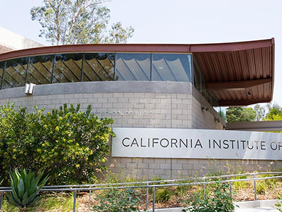 1743660630130475.jpg 03U3HmFSJUNec.jpg